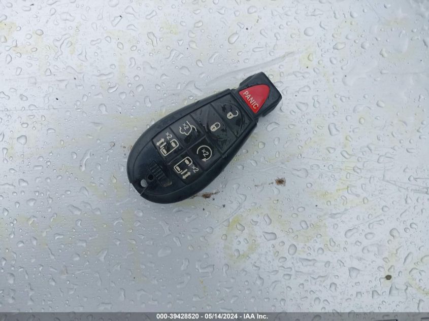 2011 Chrysler Town & Country Touring-L VIN: 2A4RR8DG3BR780890 Lot: 39428520