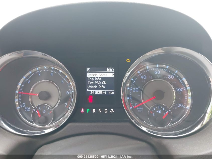 2011 Chrysler Town & Country Touring-L VIN: 2A4RR8DG3BR780890 Lot: 39428520