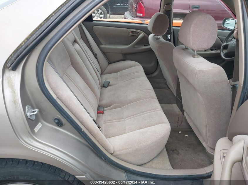 1999 Toyota Camry Le VIN: 4T1BG22K6XU445260 Lot: 39428632