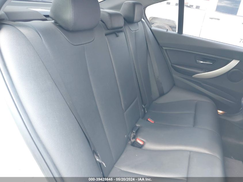 2018 BMW 320I xDrive VIN: WBA8A3C50JA505070 Lot: 39428645