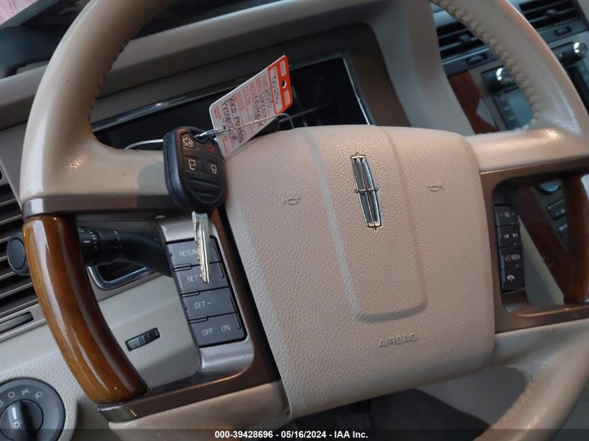 2013 Lincoln Navigator VIN: 5LMJJ2H54DEL09677 Lot: 39428696