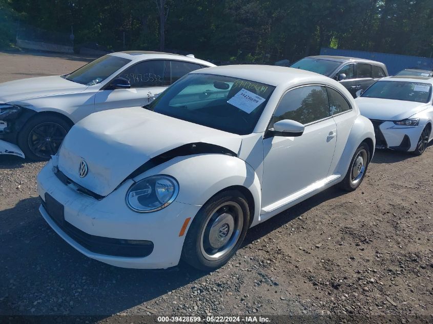 2013 Volkswagen Beetle 2.5L VIN: 3VWJP7AT7DM610026 Lot: 39428699