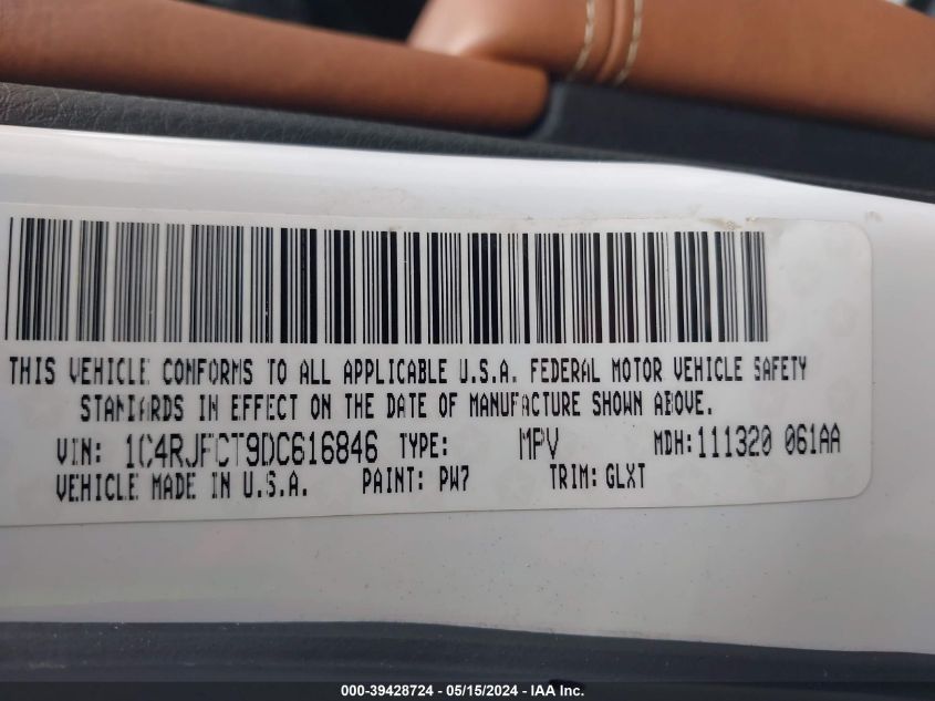 2013 Jeep Grand Cherokee Overland Summit VIN: 1C4RJFCT9DC616846 Lot: 39428724