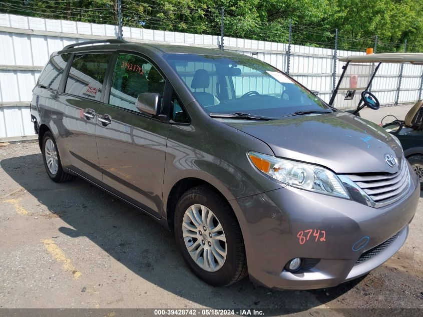 2015 Toyota Sienna Xle 8 Passenger VIN: 5TDYK3DC5FS543403 Lot: 39428742