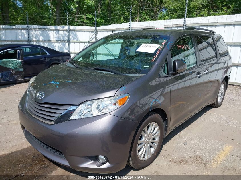 2015 Toyota Sienna Xle 8 Passenger VIN: 5TDYK3DC5FS543403 Lot: 39428742