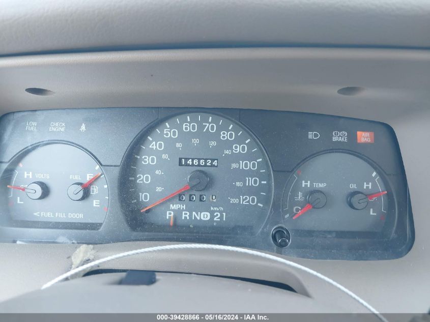 2005 Mercury Grand Marquis Ls/Lse VIN: 2MEFM75W25X601583 Lot: 39428866