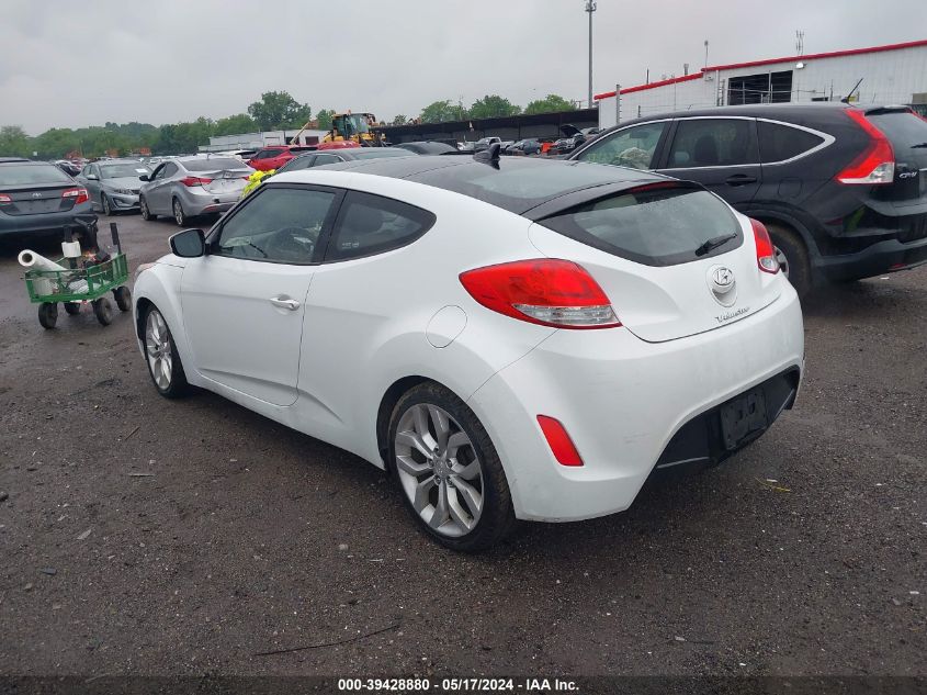 2012 Hyundai Veloster Base W/Gray VIN: KMHTC6AD1CU060807 Lot: 39428880