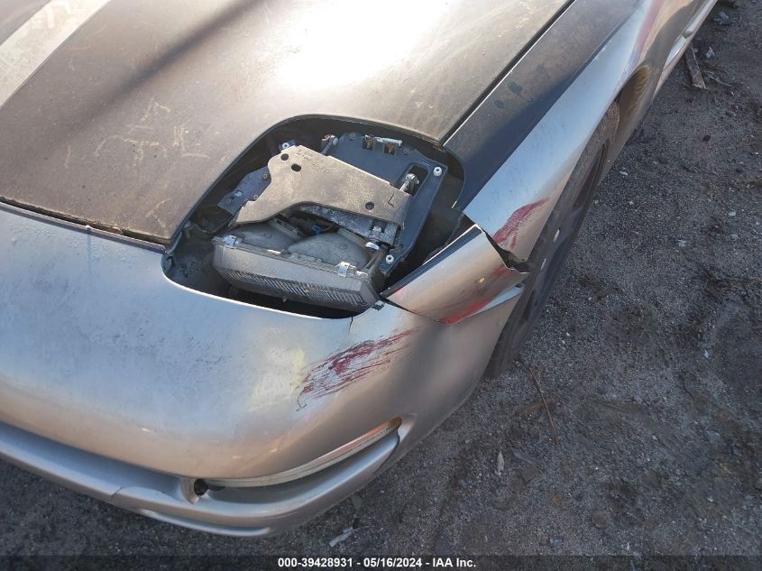 2000 Chevrolet Corvette VIN: 1G1YY32G0Y5123571 Lot: 39428931