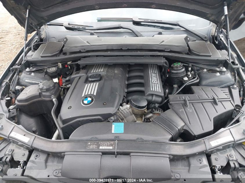 2008 BMW 328 I VIN: WBAWL13508PX18999 Lot: 39428971