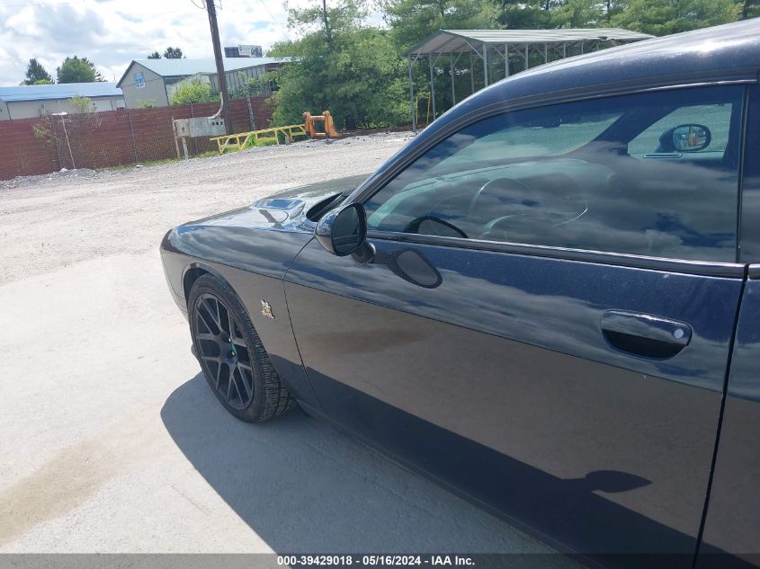 2015 Dodge Challenger R/T Scat Pack VIN: 2C3CDZFJ6FH739596 Lot: 39429018