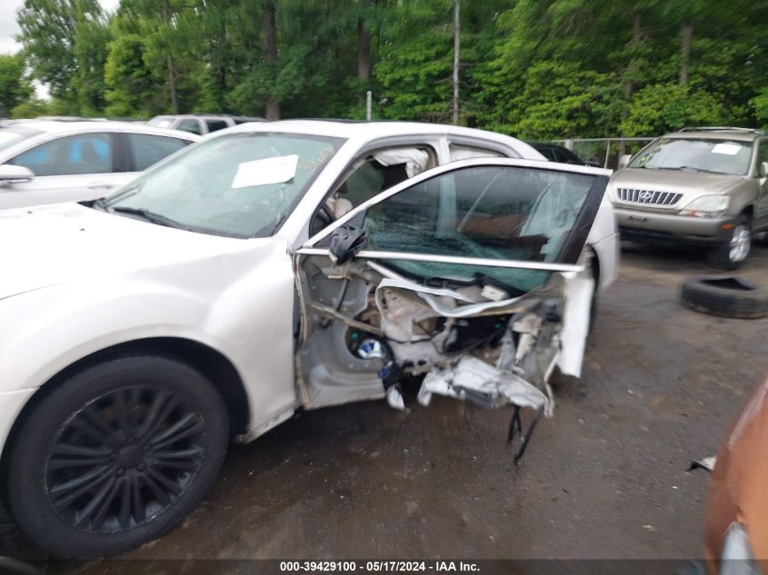 2011 Chrysler 300C Awd VIN: 2C3CK6CT9BH530308 Lot: 39429100