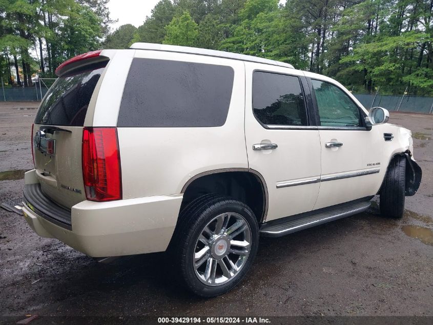 2010 Cadillac Escalade Standard VIN: 1GYUKAEF3AR122793 Lot: 39429194