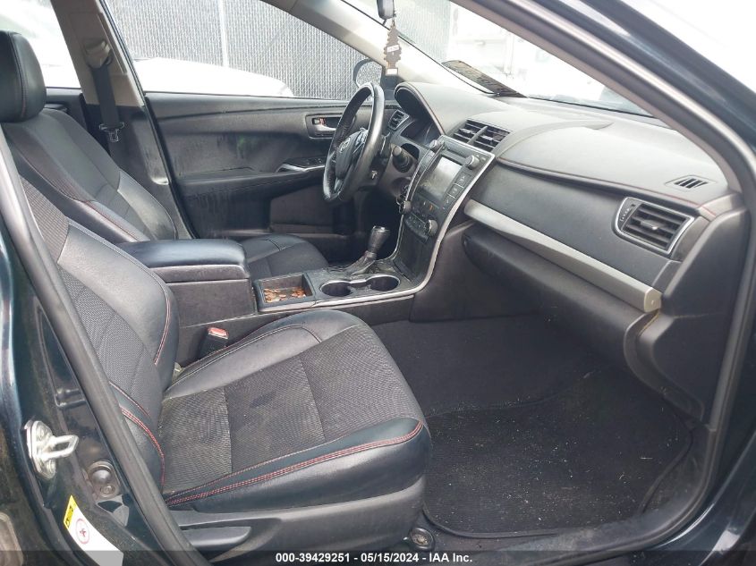 2017 TOYOTA CAMRY SE - 4T1BF1FK2HU377970