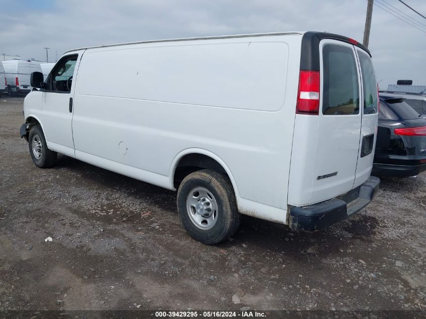 2018 Chevrolet Express 2500 Work Van VIN: 1GCWGBFPXJ1333064 Lot: 39429295