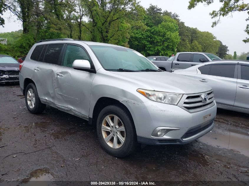 2011 Toyota Highlander Base V6 VIN: 5TDBK3EH7BS050235 Lot: 39429338