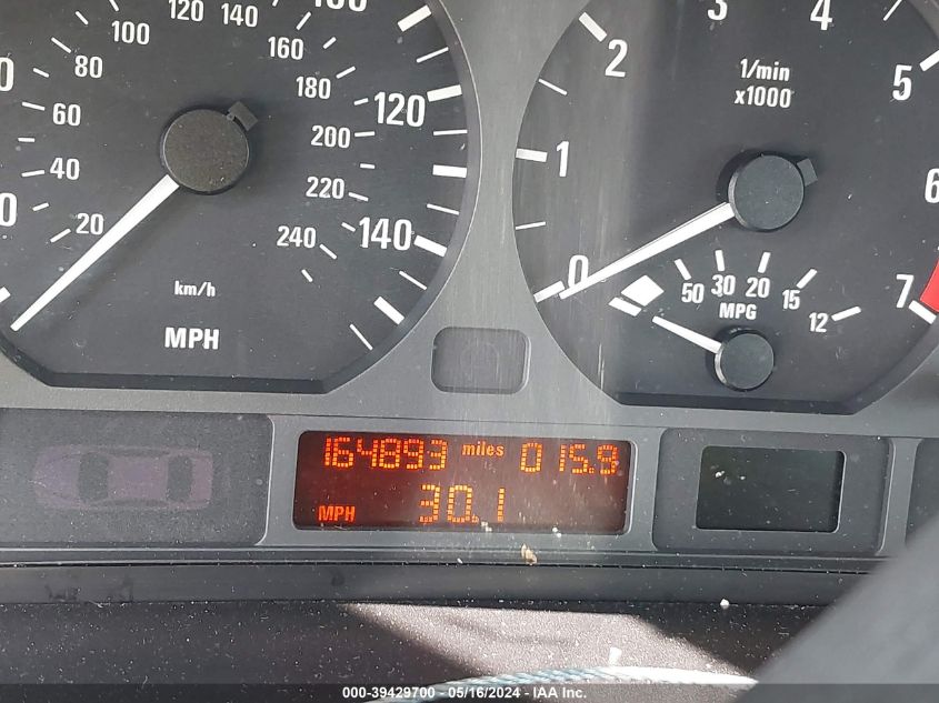 2004 BMW 325I VIN: WBAAZ33424KP88068 Lot: 39429700