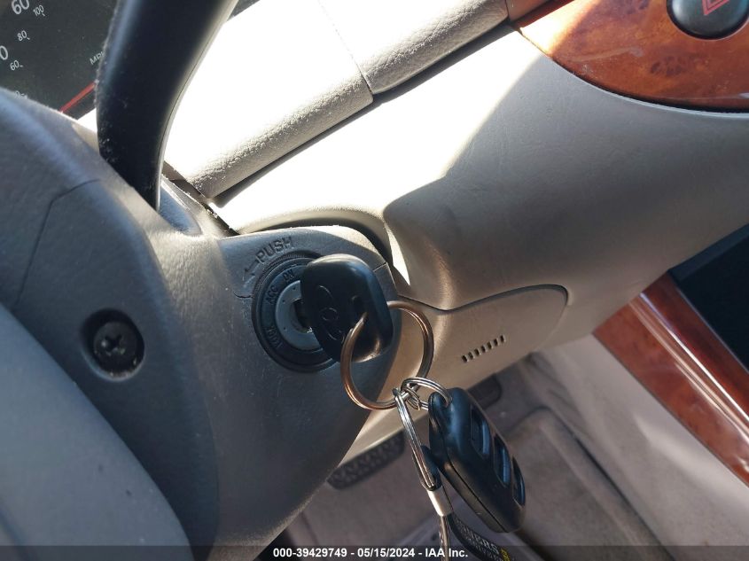 2003 Toyota Camry Le/Xle/Se VIN: 4T1BF32K63U550285 Lot: 39429749