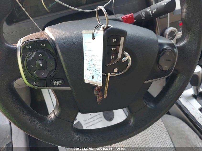 2014 Toyota Camry Le VIN: 4T1BF1FK6EU748334 Lot: 39429753