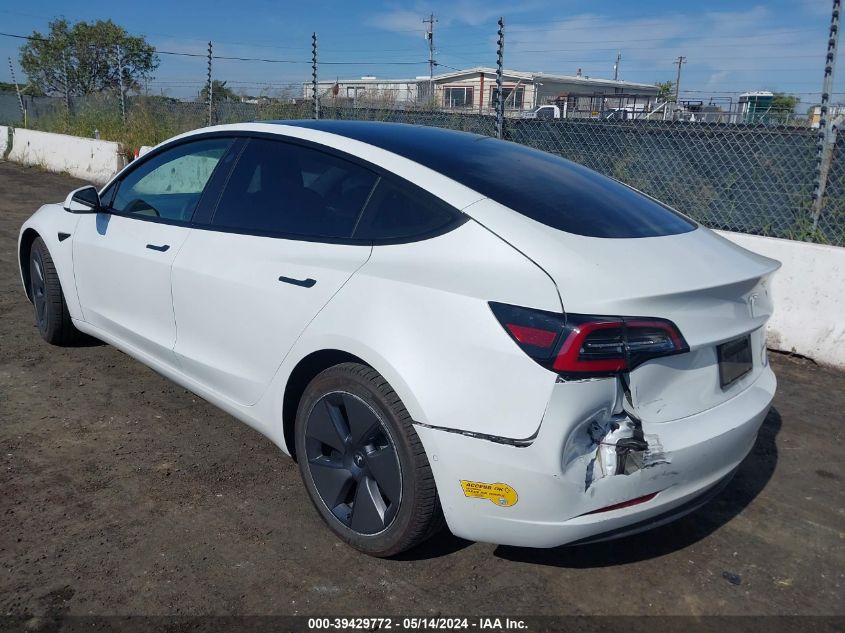 2022 Tesla Model 3 Long Range Dual Motor All-Wheel Drive VIN: 5YJ3E1EB3NF123251 Lot: 39429772