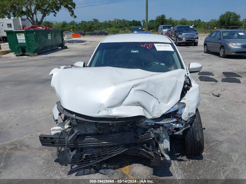 2015 Nissan Sentra Sr VIN: 3N1AB7AP0FY266686 Lot: 39429868