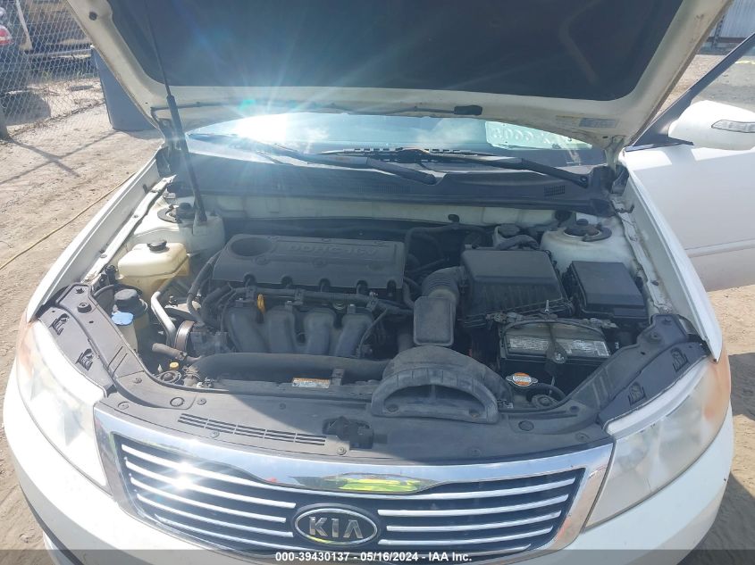 2009 Kia Optima Lx VIN: KNAGE228995311258 Lot: 39430137