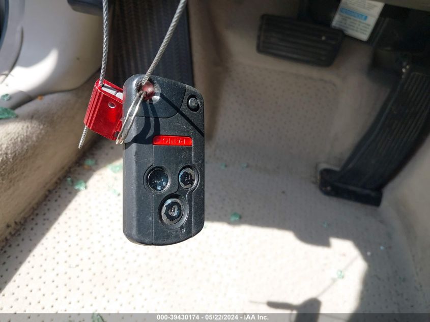 2010 Acura Rl 3.7 VIN: JH4KB2F60AC001299 Lot: 39430174