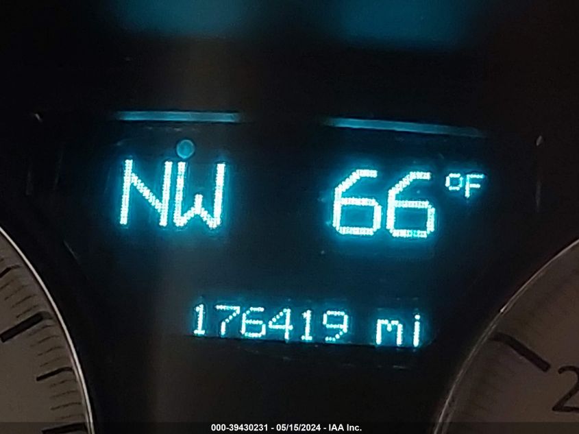 2008 Chrysler 300 Limited VIN: 2C3KK33G38H282689 Lot: 39430231