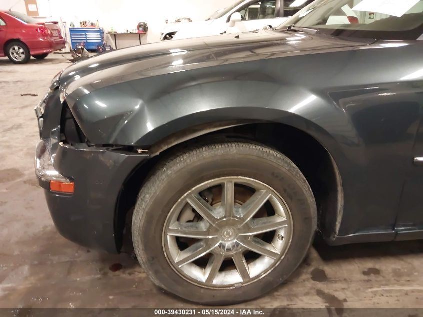 2008 Chrysler 300 Limited VIN: 2C3KK33G38H282689 Lot: 39430231