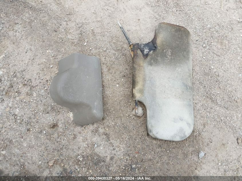 2003 Chevrolet Tahoe Lt VIN: 1GNEC13Z53R134376 Lot: 39430327