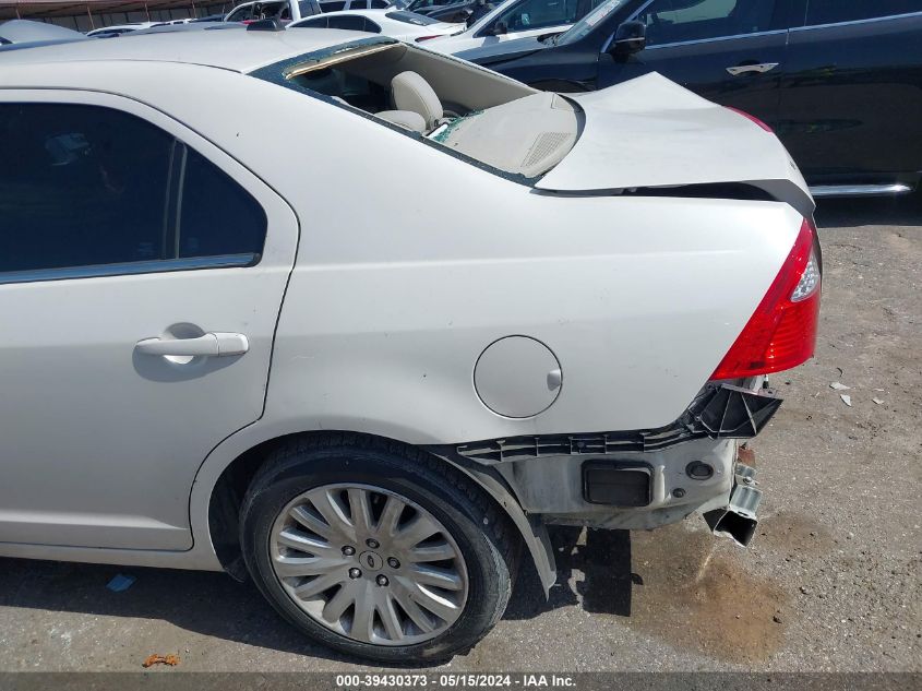 2011 Ford Fusion Hybrid VIN: 3FADP0L37BR110135 Lot: 39430373