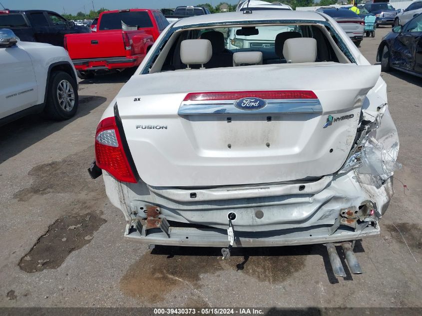 2011 Ford Fusion Hybrid VIN: 3FADP0L37BR110135 Lot: 39430373