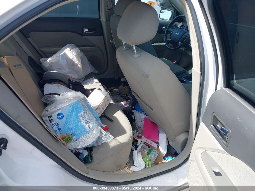 2011 Ford Fusion Hybrid VIN: 3FADP0L37BR110135 Lot: 39430373