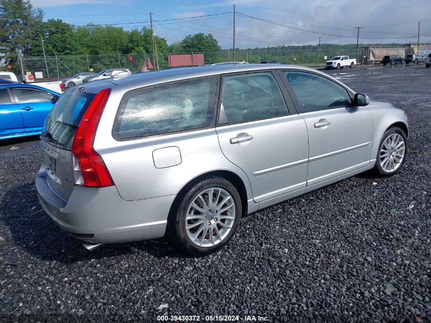 2011 Volvo V50 T5 VIN: YV1672MW1B2626805 Lot: 39430372