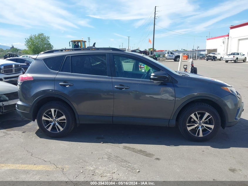 2018 TOYOTA RAV4 ADVENTURE/XLE - 2T3RFREVXJW784666