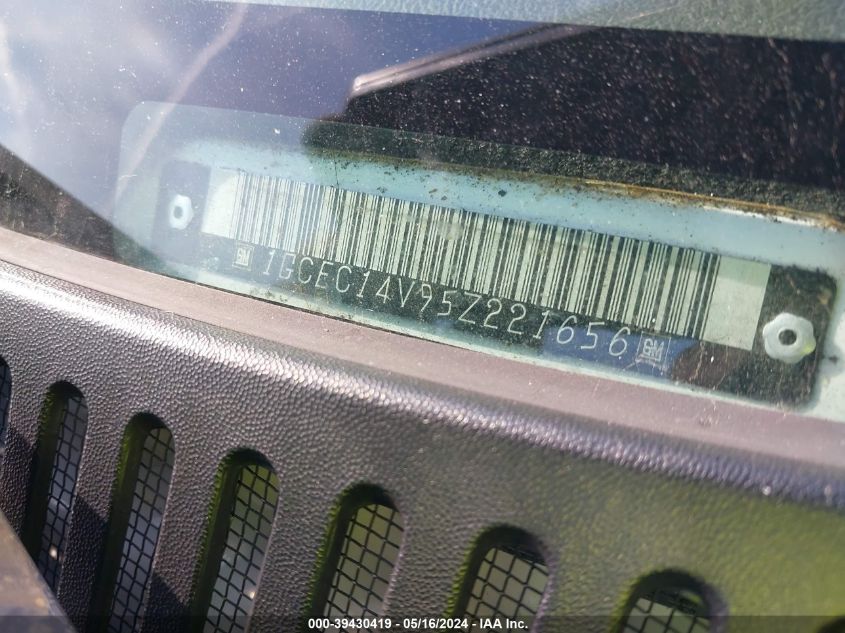 2005 Chevrolet Silverado 1500 Work Truck VIN: 1GCEC14V95Z221656 Lot: 39430419