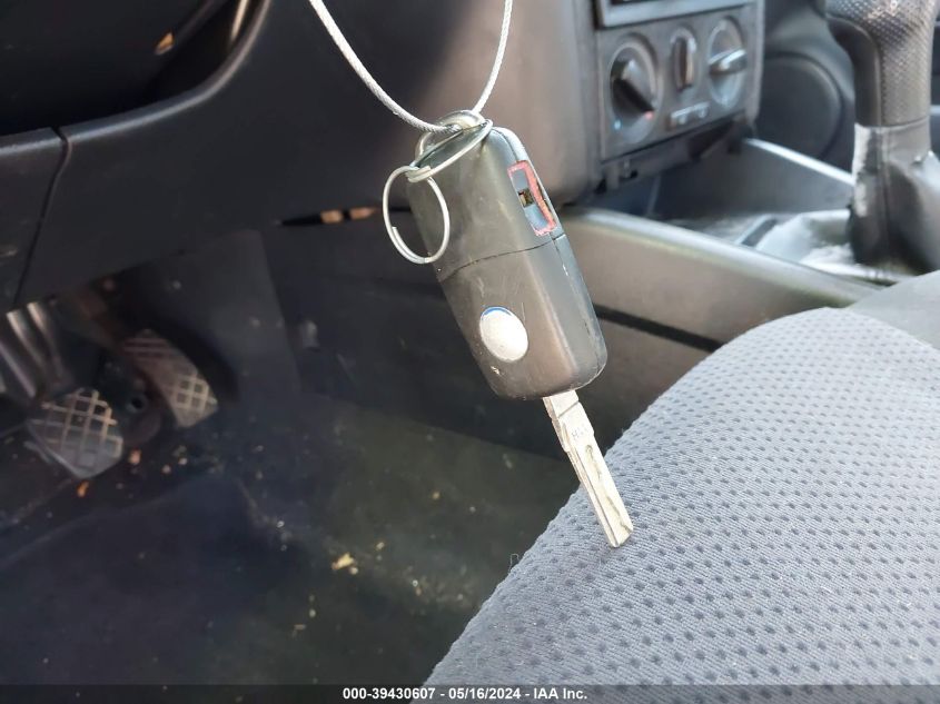 2005 Volkswagen Jetta Gls 2.0L VIN: 3VWSK69M45M025884 Lot: 39430607