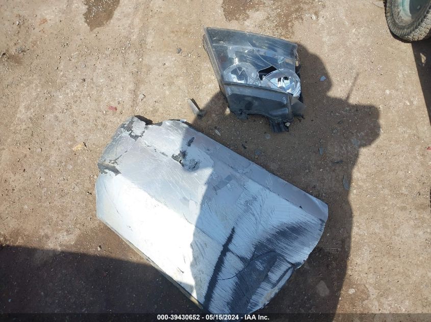 2013 Chevrolet Suburban 1500 Lt VIN: 1GNSCJE05DR100442 Lot: 39430652