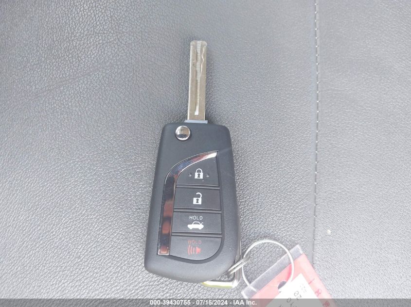 2020 Toyota Camry Le VIN: 4T1C11AKXLU335968 Lot: 39430755