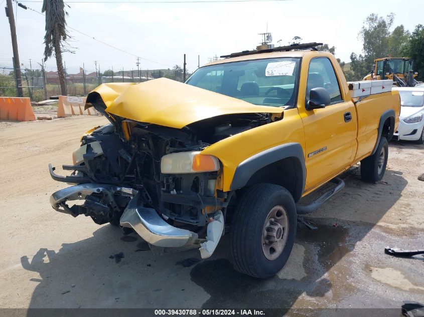 2005 GMC Sierra 2500Hd Work Truck VIN: 1GTHC24U95E300875 Lot: 39430788