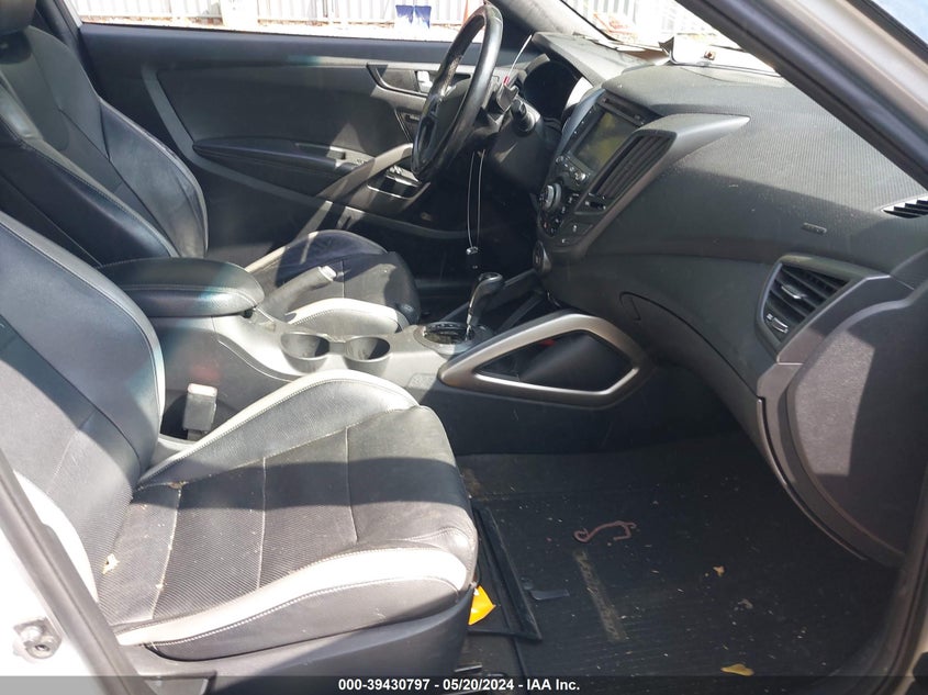 2016 Hyundai Veloster Turbo VIN: KMHTC6AE3GU264491 Lot: 39430797