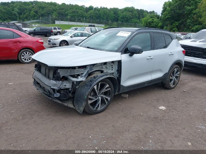 VIN YV4162UMXL2190004 2020 Volvo XC40, T5 R-Design no.2