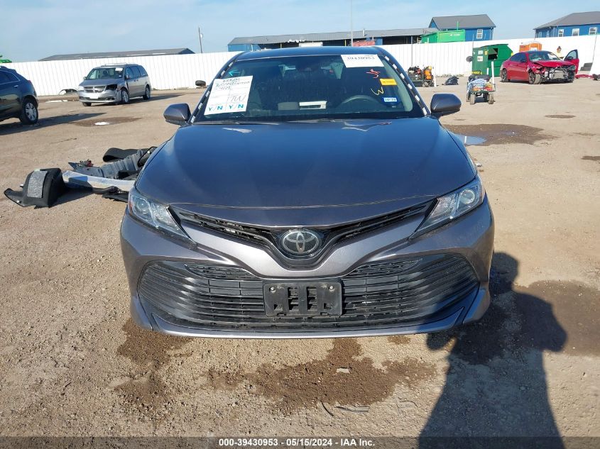 2019 Toyota Camry Le VIN: 4T1B11HK6KU687039 Lot: 39430953