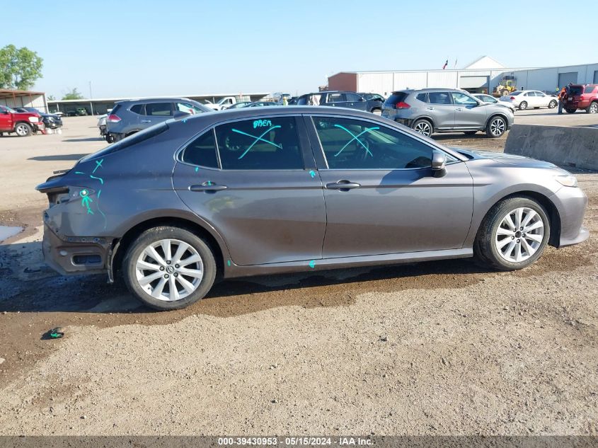 2019 Toyota Camry Le VIN: 4T1B11HK6KU687039 Lot: 39430953