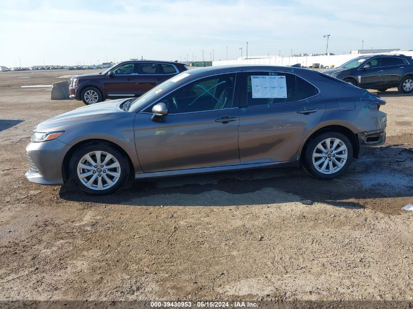 2019 Toyota Camry Le VIN: 4T1B11HK6KU687039 Lot: 39430953