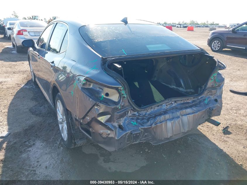 2019 Toyota Camry Le VIN: 4T1B11HK6KU687039 Lot: 39430953