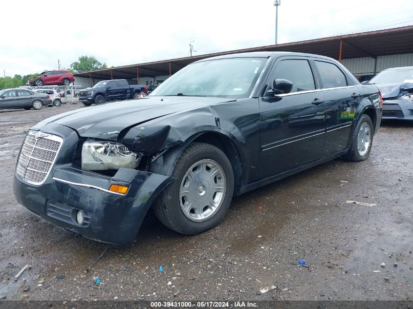 2005 Chrysler 300 Touring VIN: 2C3JA53G05H611726 Lot: 39431000