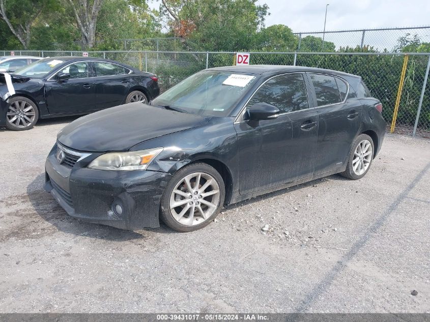 VIN JTHKD5BH1D2156022 2013 Lexus CT, 200H no.2