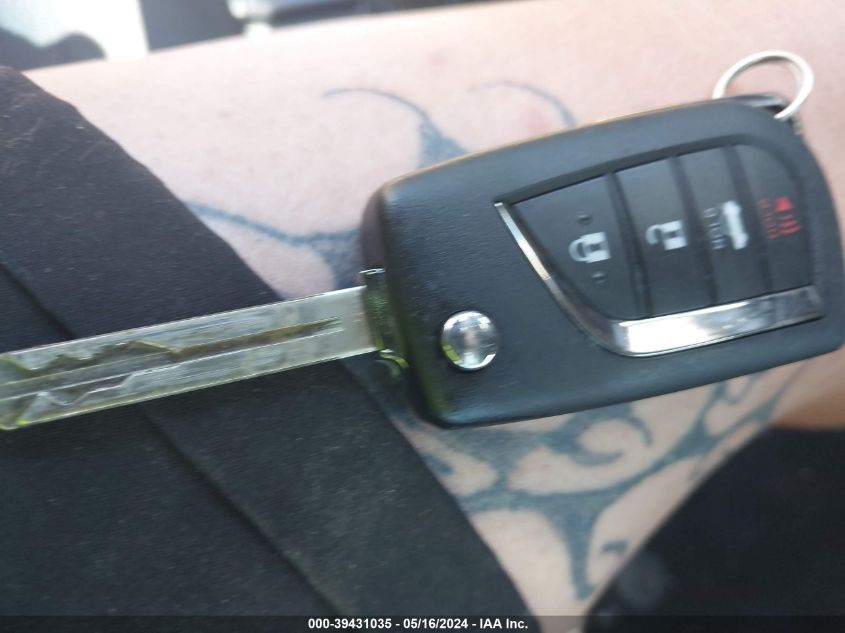 2019 Toyota Camry Le VIN: 4T1B11HK4KU680638 Lot: 39431035