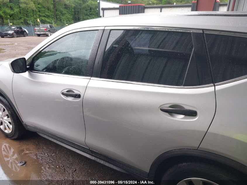 2017 Nissan Rogue S VIN: KNMAT2MT2HP525558 Lot: 39431096