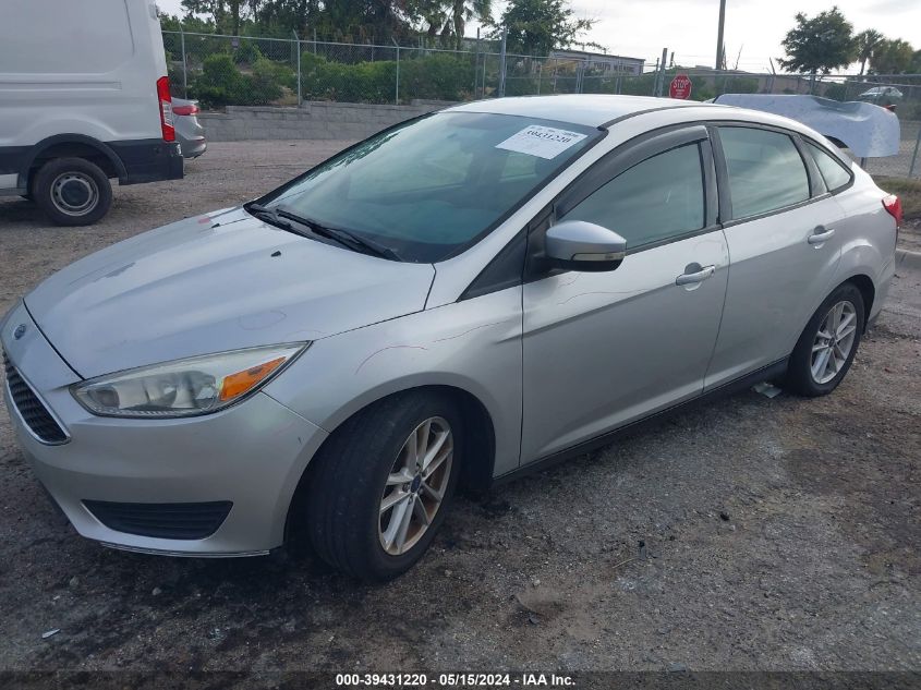 2016 Ford Focus Se VIN: 1FADP3F22GL352129 Lot: 39431220